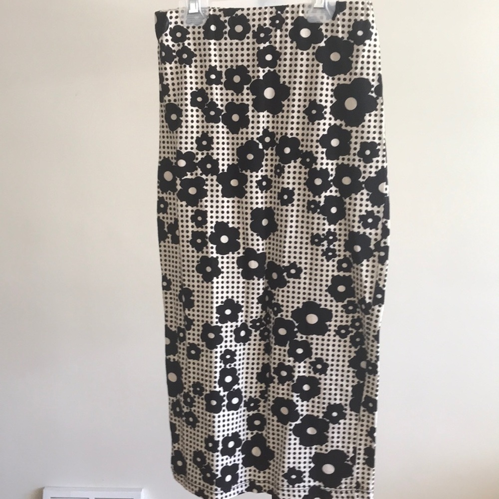 Off White and Black Patterned Midi Skirt